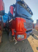 Специализированный, автомобиль - самосвал SHACMAN SX33186T366, 2022, Идентификационный номер: LZGJX4T66NX001409, принадлежащий Продавцу на праве собственности, что подтверждается Договором купли-продажи № ОВ/КОН-3780-10-01-С-01 от 30.12.2021 г.